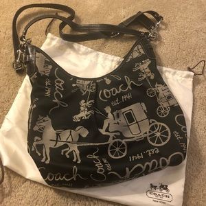 Coach horse and carriage print purse